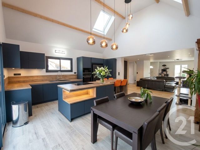 maison à vendre - 7 pièces - 160.0 m2 - LA VILLENEUVE EN CHEVRIE - 78 - ILE-DE-FRANCE - Century 21 Eure & Patrimoine
